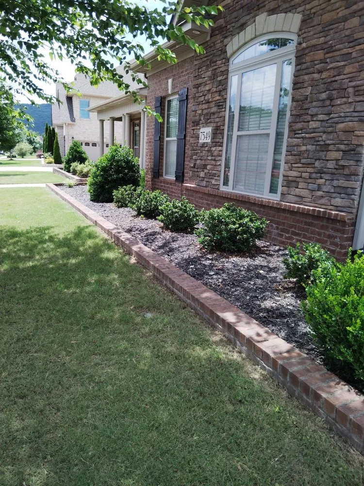 Custom garden landscaping in Huntsville, AL by A Cut Above Lawn Care HSV