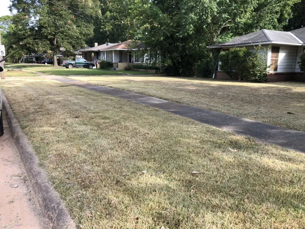 Trusted garden landscaping for outdoor upgrades in Keithville, LA by A Cut Above Lawn Care