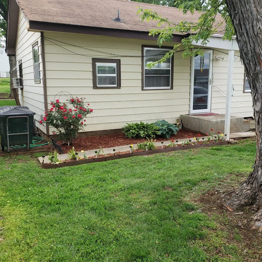 Professional landscaping services in Fordland, MO - A Cut Above Lawn Service
