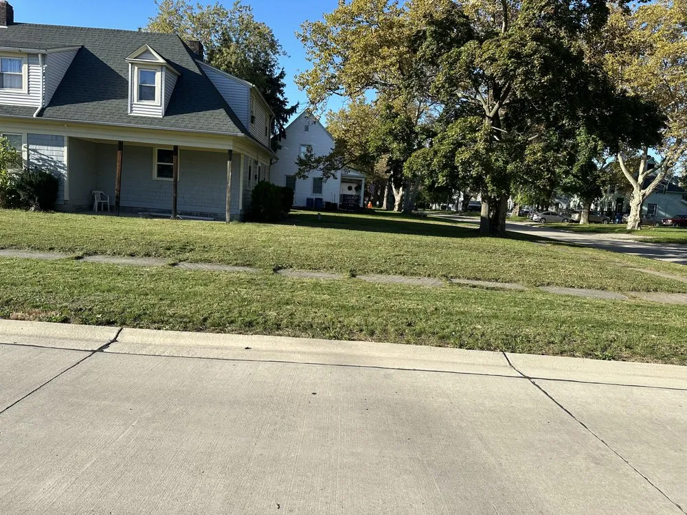 Reliable landscape installation in Lorain, OH by A Cut At A Time