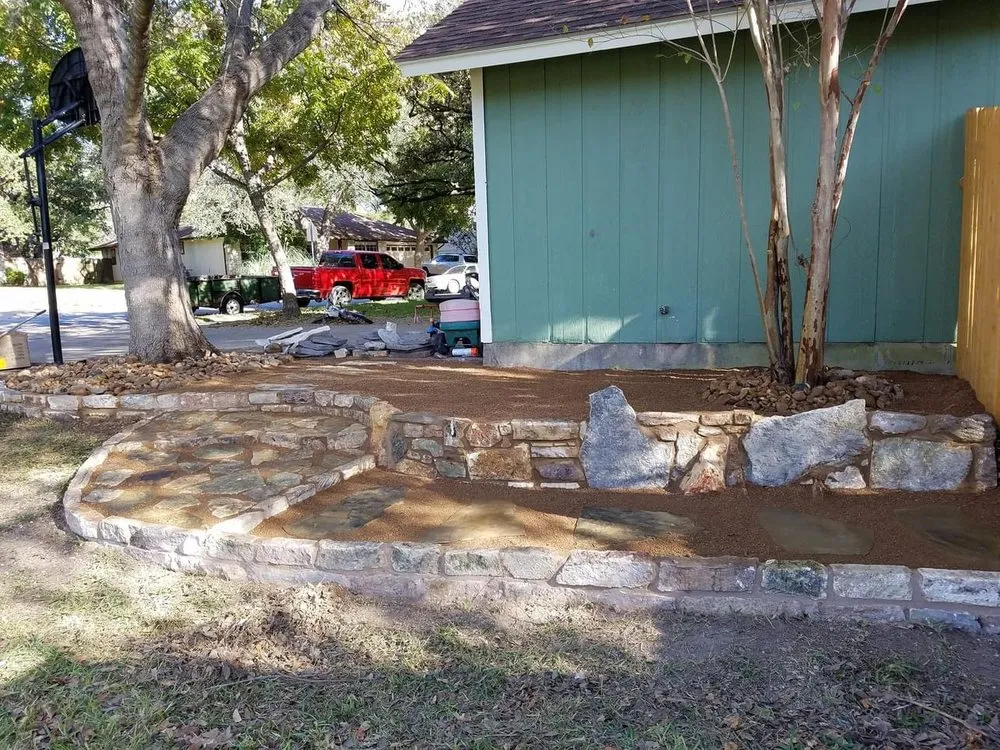 Professional outdoor landscaping experts serving Wailuku, HI - A Different Kind Of Native