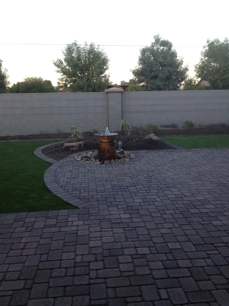 Top-rated lawn mowing service experts serving Peoria, AZ - A-E Advant-Edge