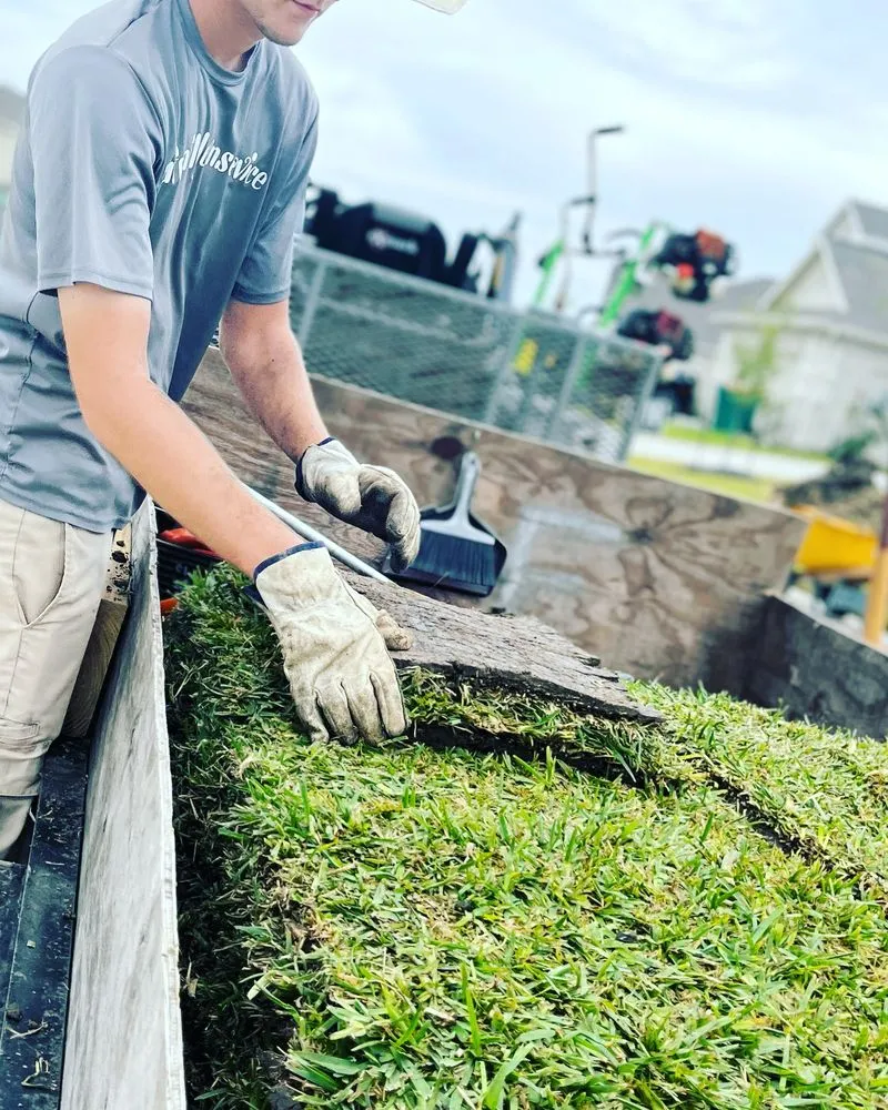 Expert lawn mowing service experts serving League City, TX - A Family Lawn Service