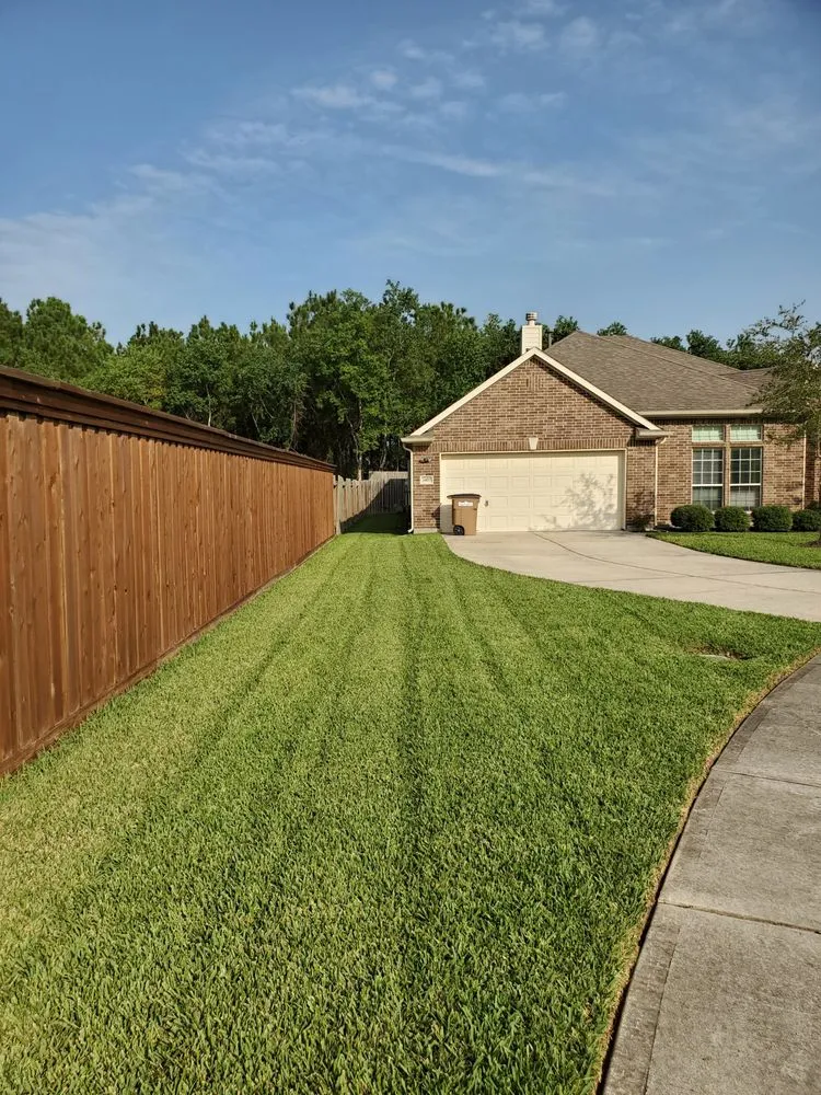 Trusted lawn mowing service in League City, TX - A Family Lawn Service
