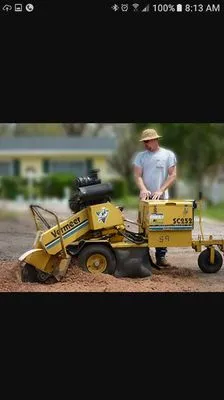 A Fresh Cut Lawn & Tree Service Logo
