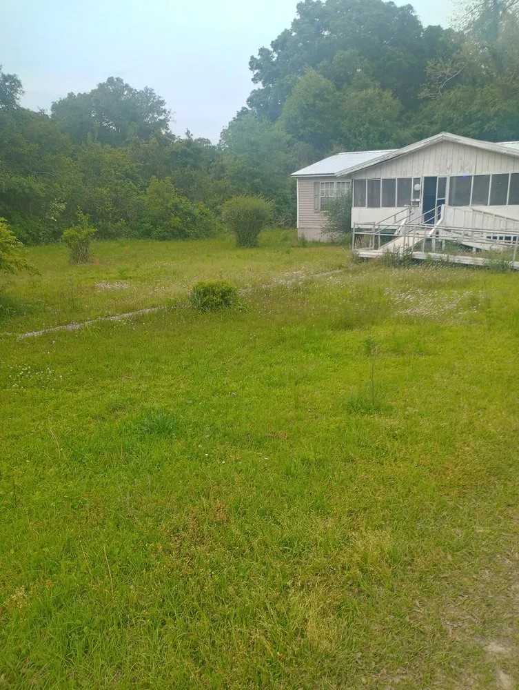 Custom lawn mowing service in Hazlehurst, GA - A-G LawnCare