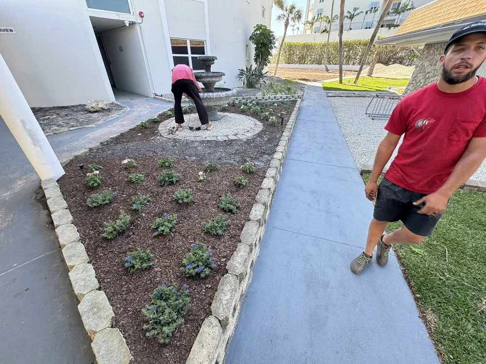 Top-rated lawn care service experts serving Sarasota, FL - A Game Land Services