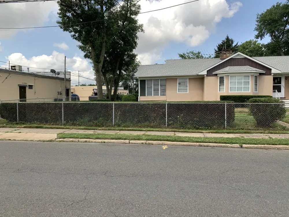 Affordable yard cleanup service in Burlington, NJ - A Girl N Her Truck