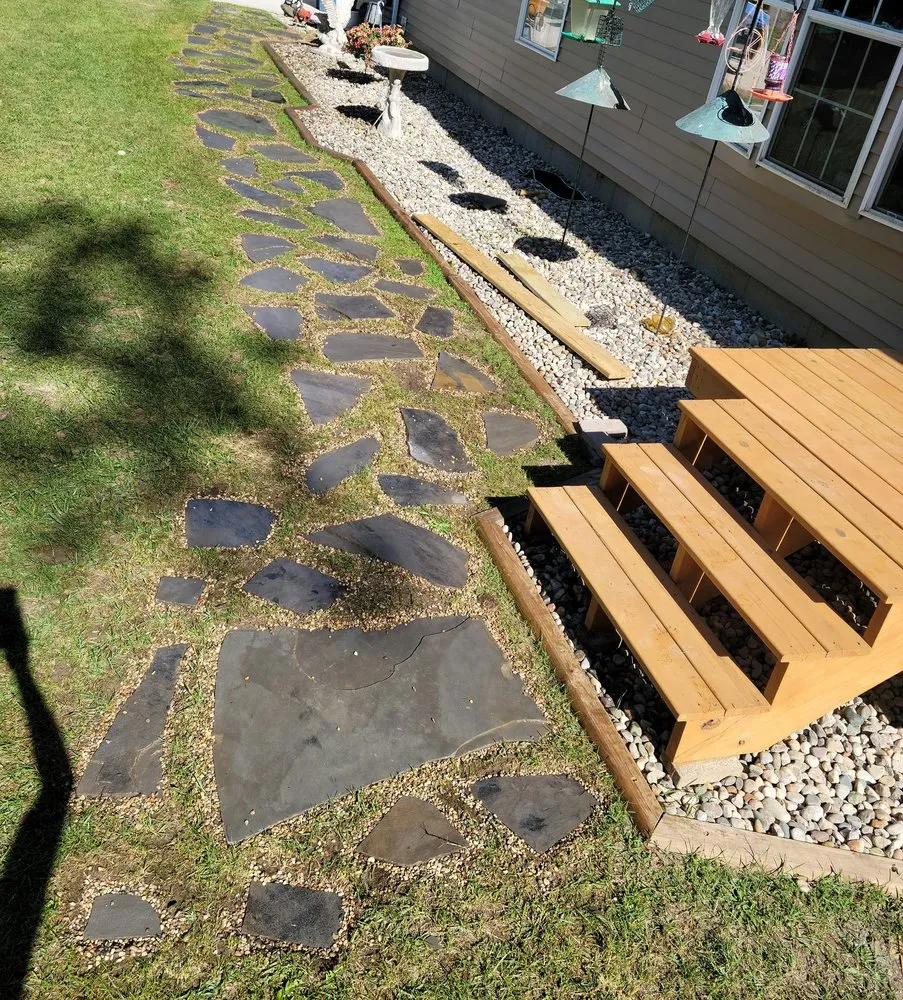 Professional garden landscaping experts serving Plainwell, MI - A Good N Chrisp Property Management