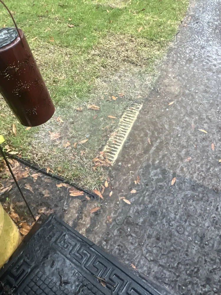 Custom outdoor landscaping experts serving Tallahassee, FL - A Green Thumb