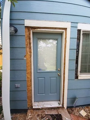 A Happy House Design Logo