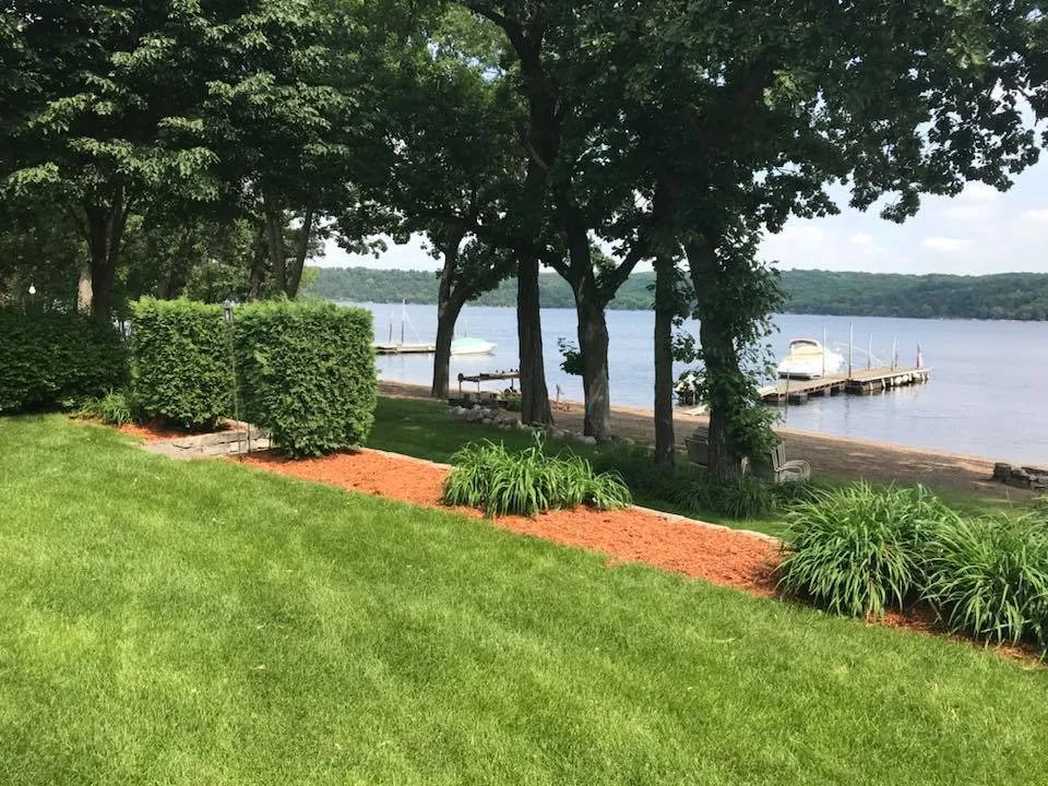 Expert outdoor landscaping experts serving Stillwater, MN - A Helping Hand Yard Maintenance