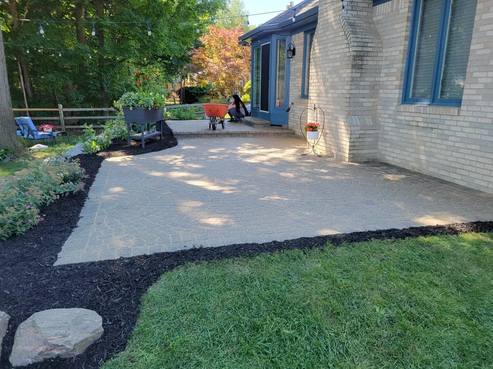 Local lawn care service for homes in Middleburg, FL by A HOCKEY HANDYMAN