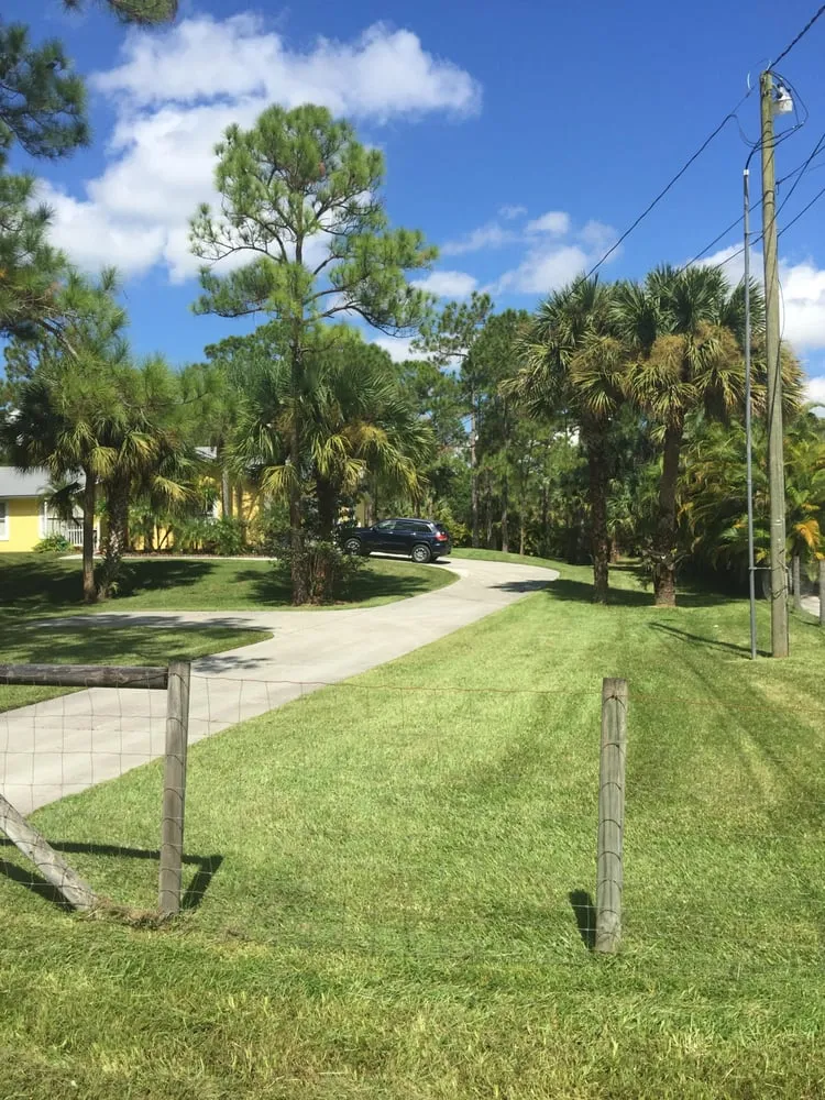 Custom garden landscaping experts serving Jupiter, FL - A J Lippiello Services