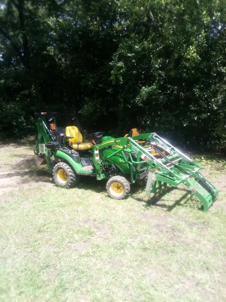 Professional outdoor landscaping for homes in Dublin, GA by A K Builders