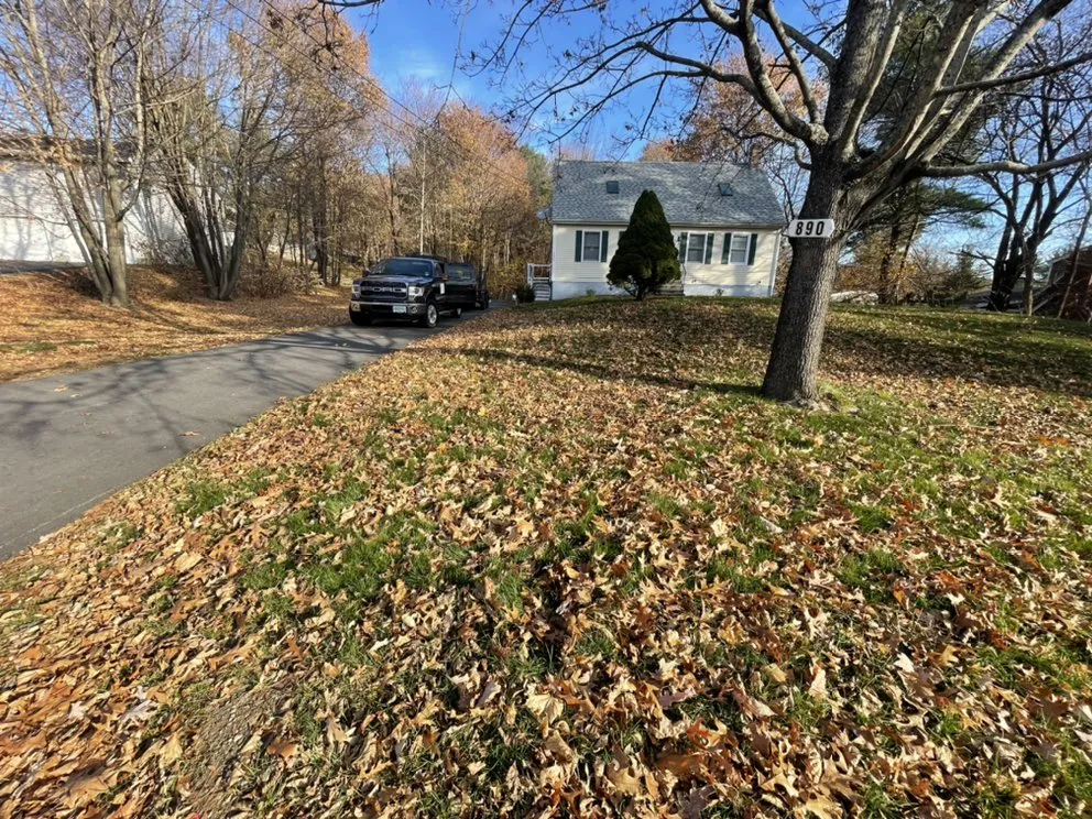 Custom lawn mowing service experts serving Deerfield, NH - A Keen Lawn Care