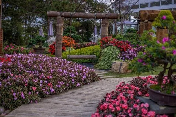 Top-rated lawn mowing service for homes across Ellisville, MO - A Kick in the Grass Lawn Service