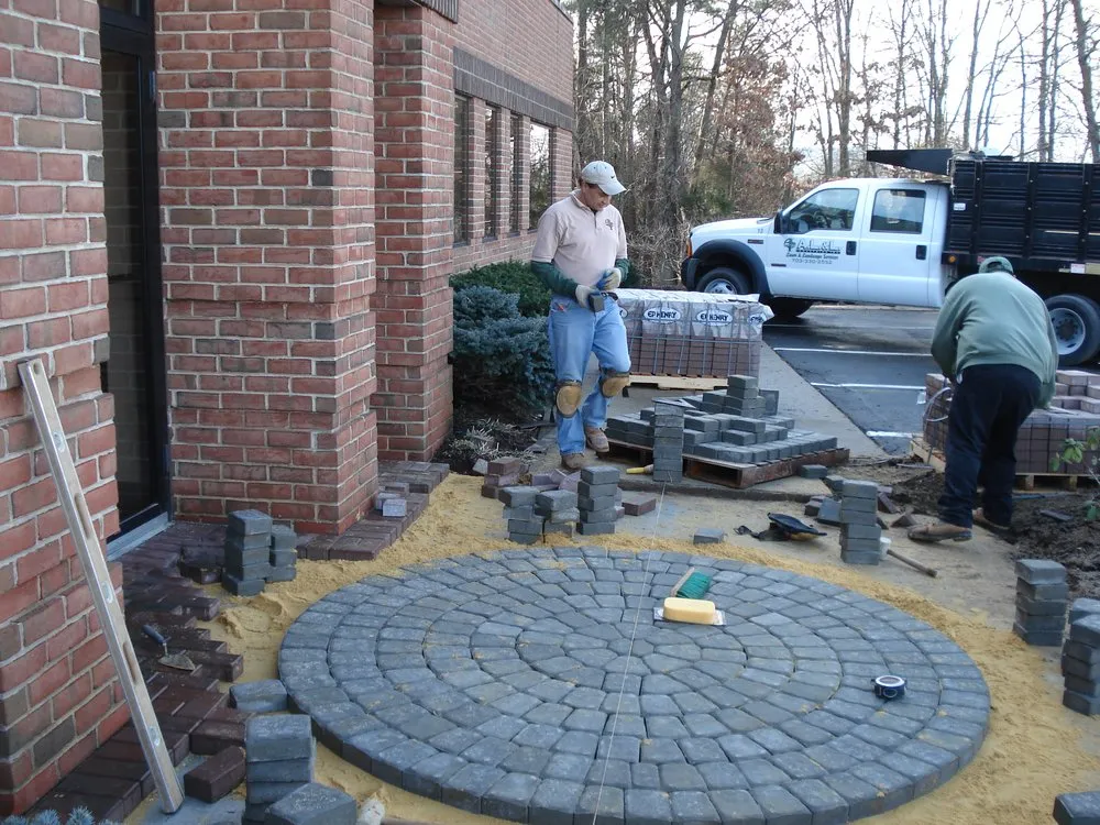 Expert garden landscaping in Manassas Park, VA by A L & L Industries