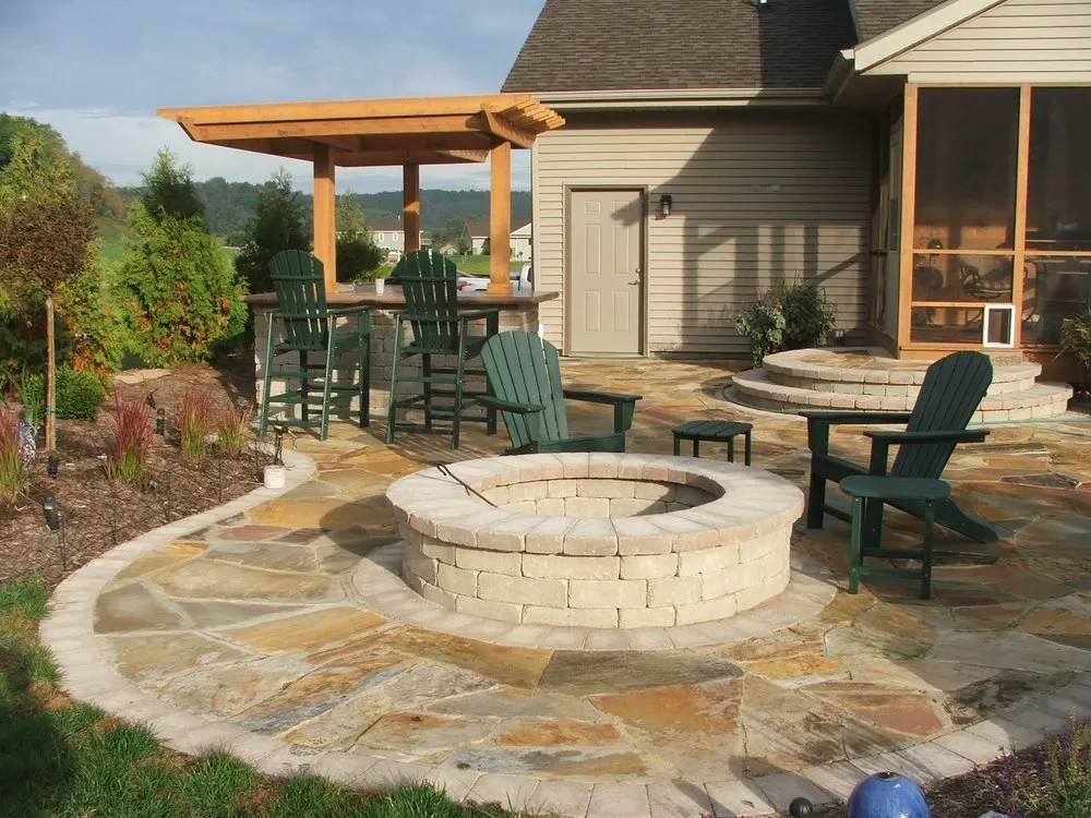 Expert yard cleanup service in Madison, WI - A. L. Landscaping