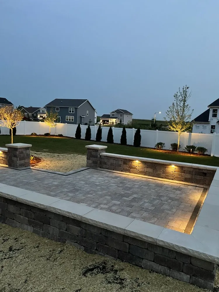 Local yard maintenance in Madison, WI by A. L. Landscaping