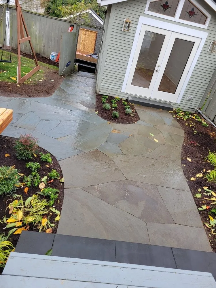 Top-rated residential landscaping in Kent, WA by A+ Lawncare
