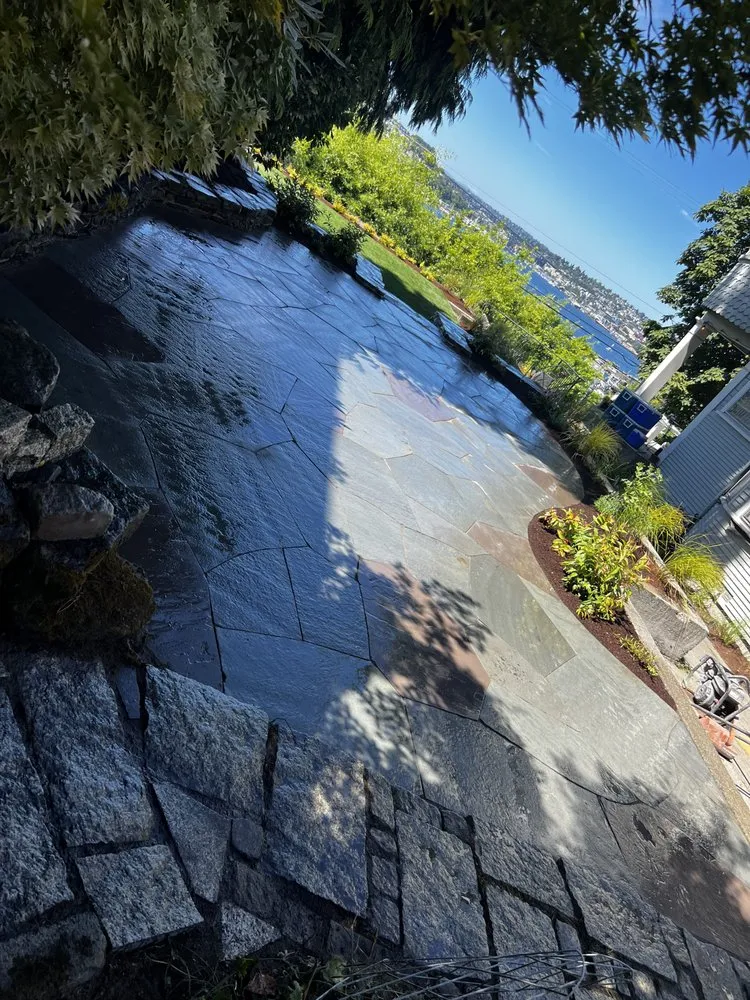 Local garden landscaping experts serving Kent, WA - A+ Lawncare