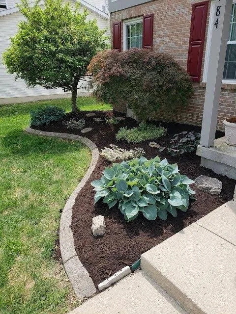 Expert lawn care service in Farmersville, OH - A Lewis Mulch