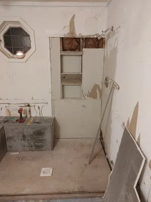 A Lil Bit Of Everything