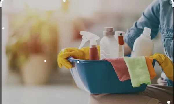 A little Bet Of Everything Logo