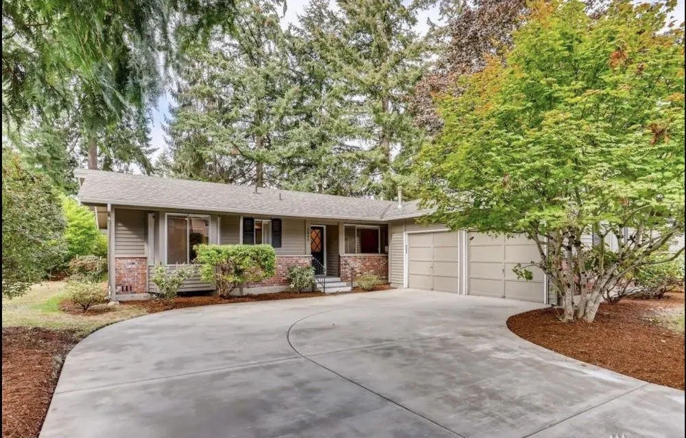 Top-rated garden landscaping for outdoor upgrades in Everett, WA by A Living Art Landscaping