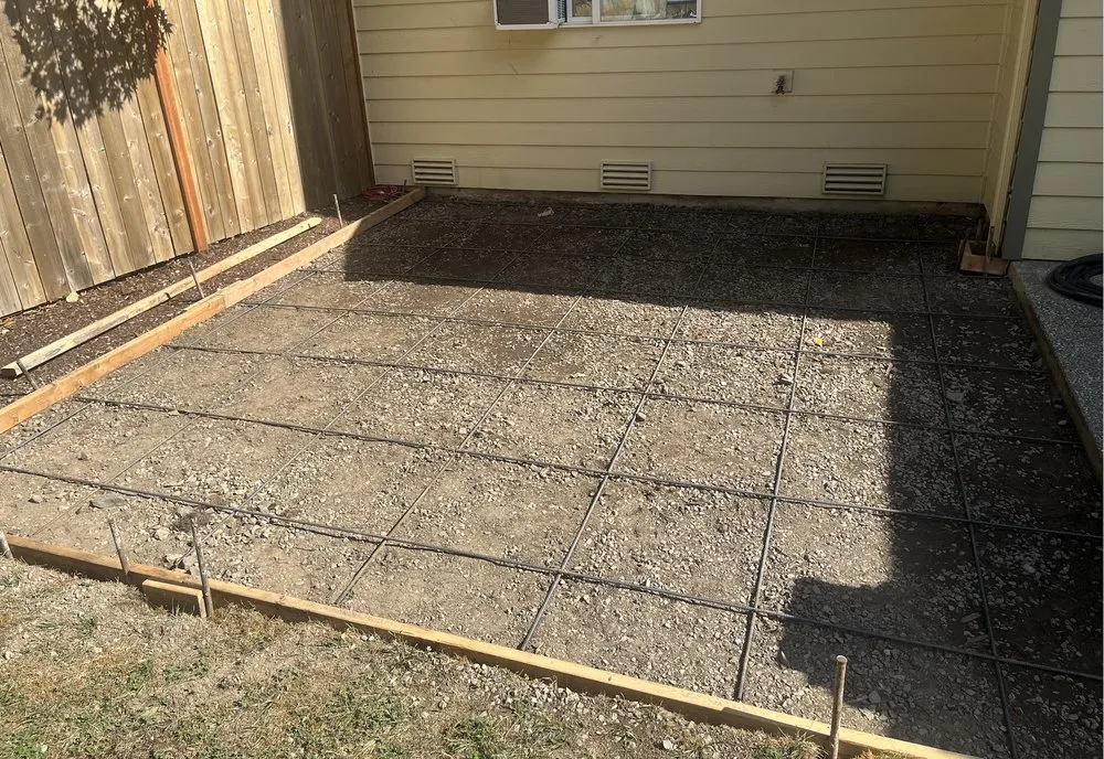 Local yard cleanup service experts serving Everett, WA - A Living Art Landscaping