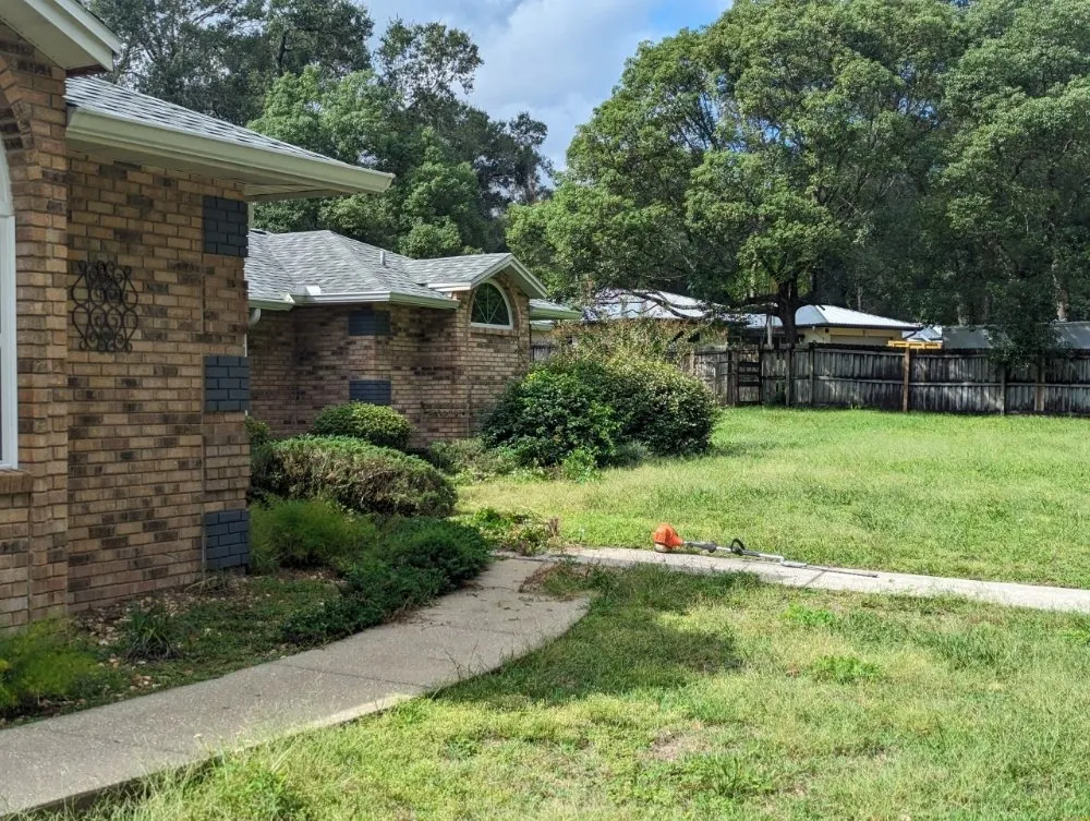 Top-rated landscape design near you across Deltona, FL - A Man Da's It Better