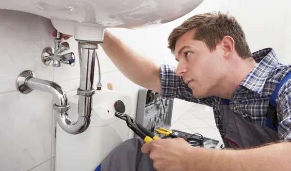 A Man Maintenance Logo