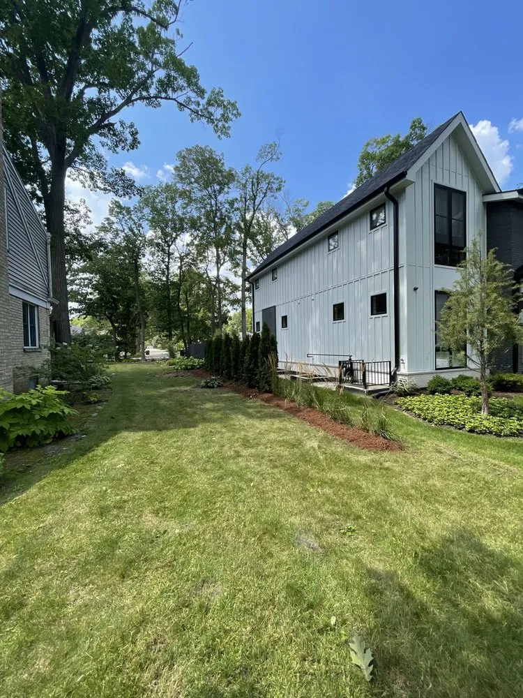 Local yard maintenance in Chicago, IL - A Martinez Landscaping