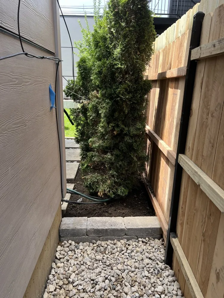 Trusted yard maintenance in Chicago, IL - A Martinez Landscaping