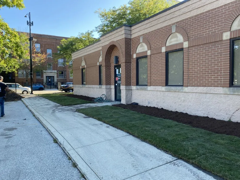 Professional garden landscaping in Chicago, IL - A Martinez Landscaping