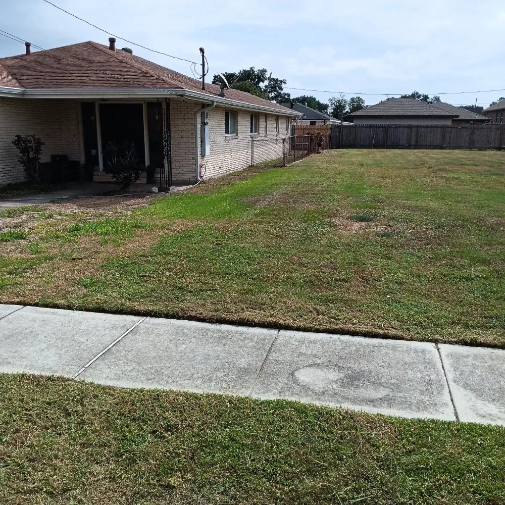 Professional garden landscaping for outdoor upgrades in New Orleans, LA by A-Miracle Lawn Care Services