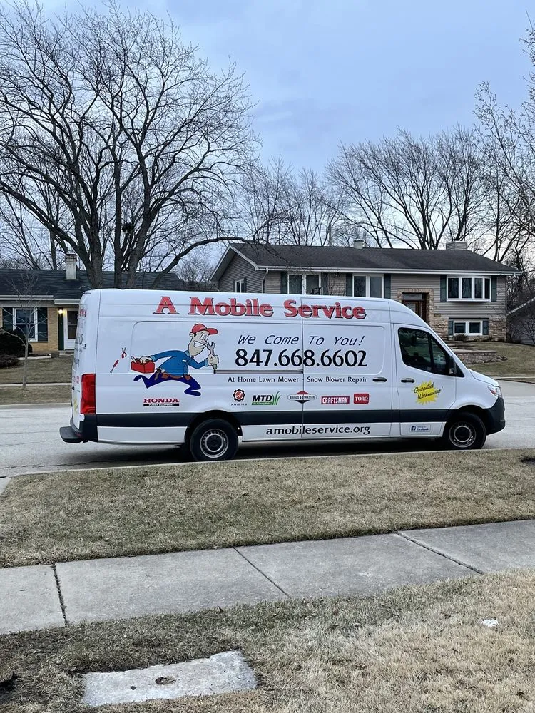 Professional yard maintenance in Hoffman Estates, IL - A Mobile Service