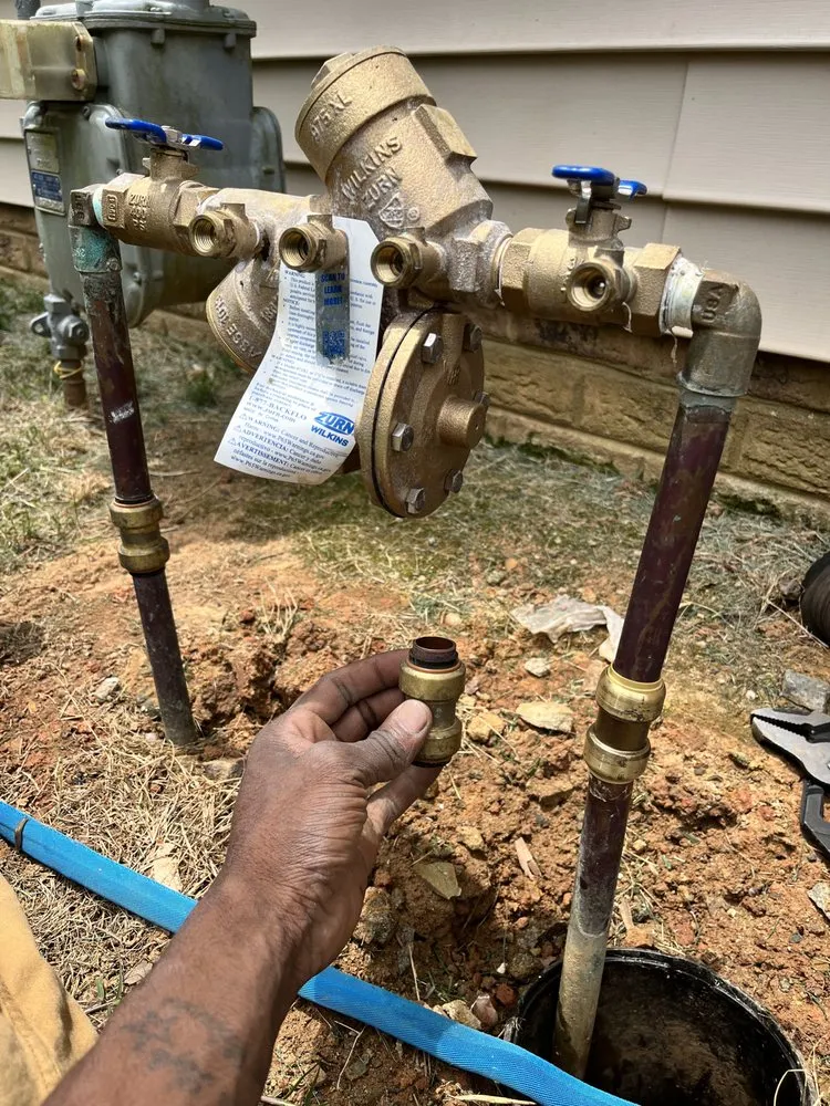 Affordable yard maintenance for year-round maintenance across York, SC - A Monkeys Uncle Lawn Care Handyman services