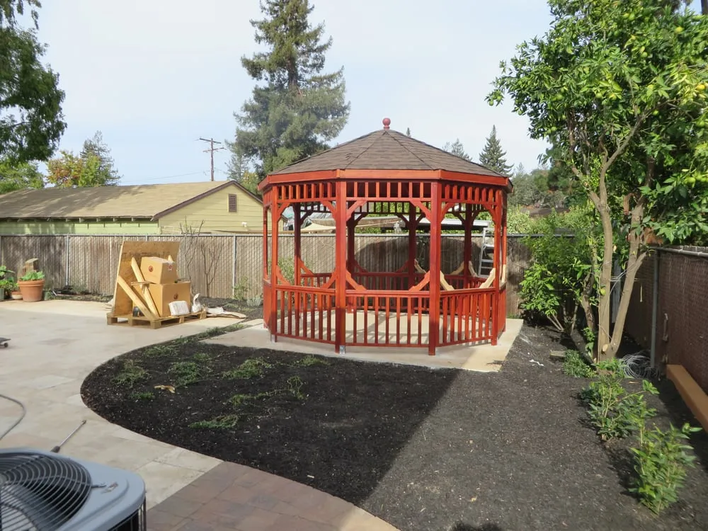 Custom garden landscaping in Morgan Hill, CA - A Munoz Landscape Construction