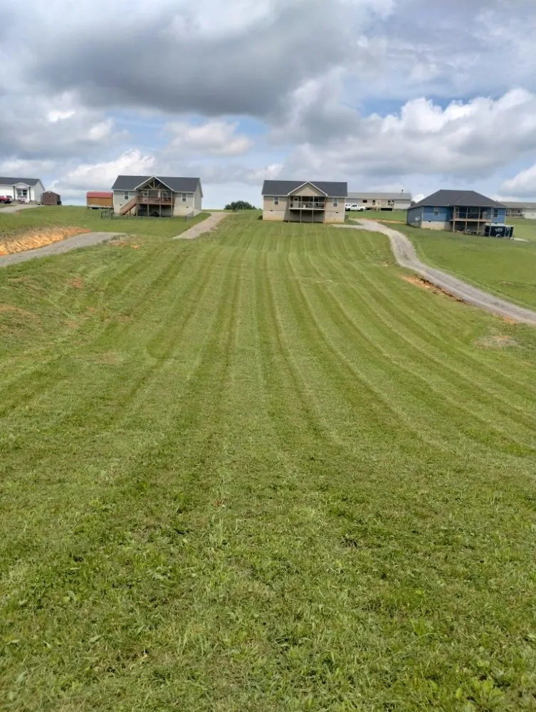 Reliable yard maintenance experts serving Newport, TN - A-N-A Lawn Care