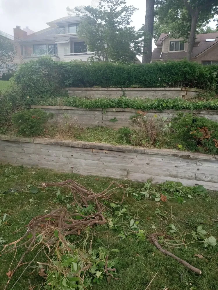 Local lawn mowing service in Village of Clarkston, MI - A n R Landscaping Services