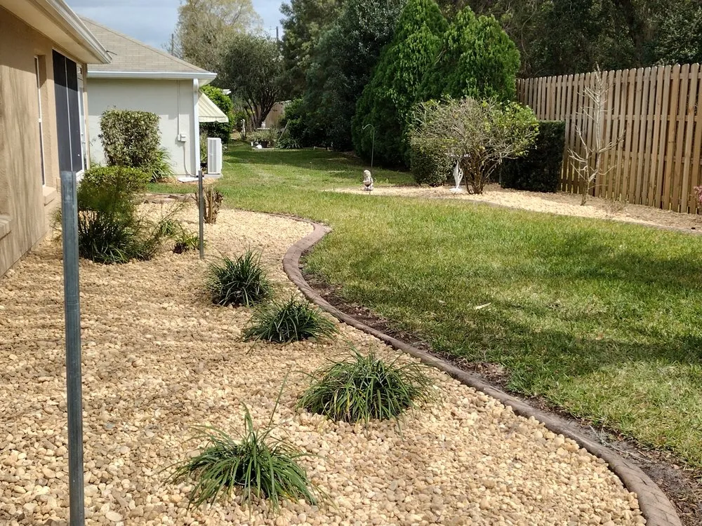 Local lawn mowing service experts serving Belleview, FL - A Neighbors Envy