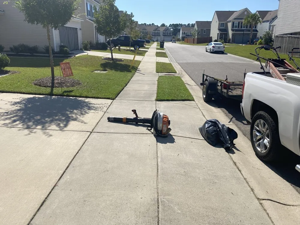 Professional lawn mowing service experts serving Hollywood, SC - A New Beginning Lawn Care