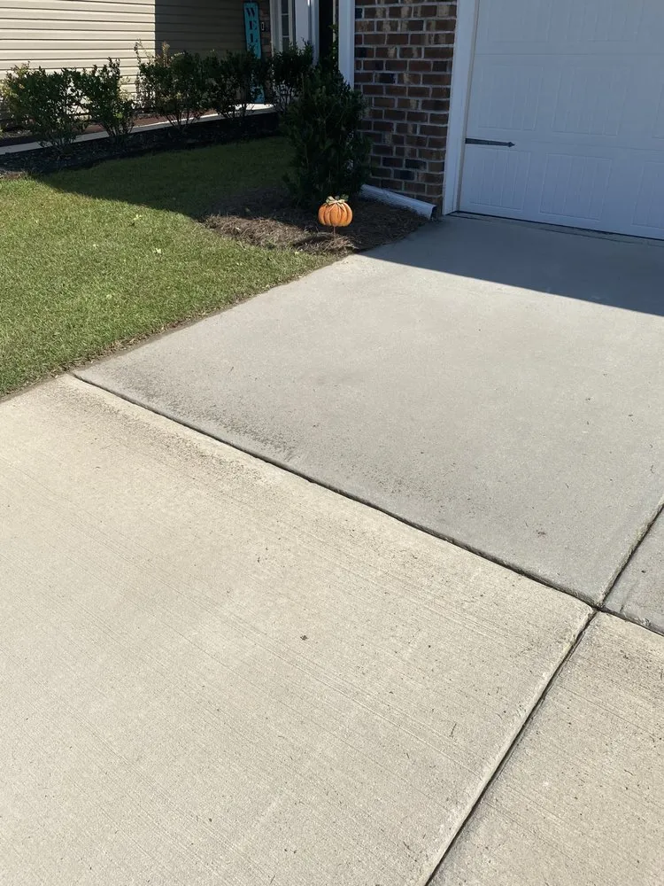 Top-rated lawn mowing service in Hollywood, SC by A New Beginning Lawn Care