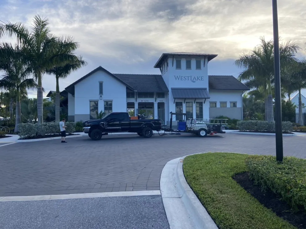 Reliable lawn mowing service in Loxahatchee, FL - A New Leaf Landscaping