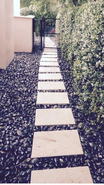 Expert outdoor landscaping in Loxahatchee, FL by A New Leaf Landscaping