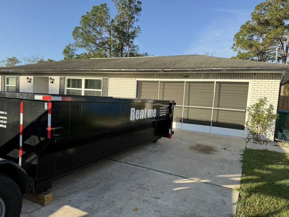 Custom yard cleanup service for year-round maintenance in Deltona, FL by A. Nieves lawn maintenance and Dumpster rental