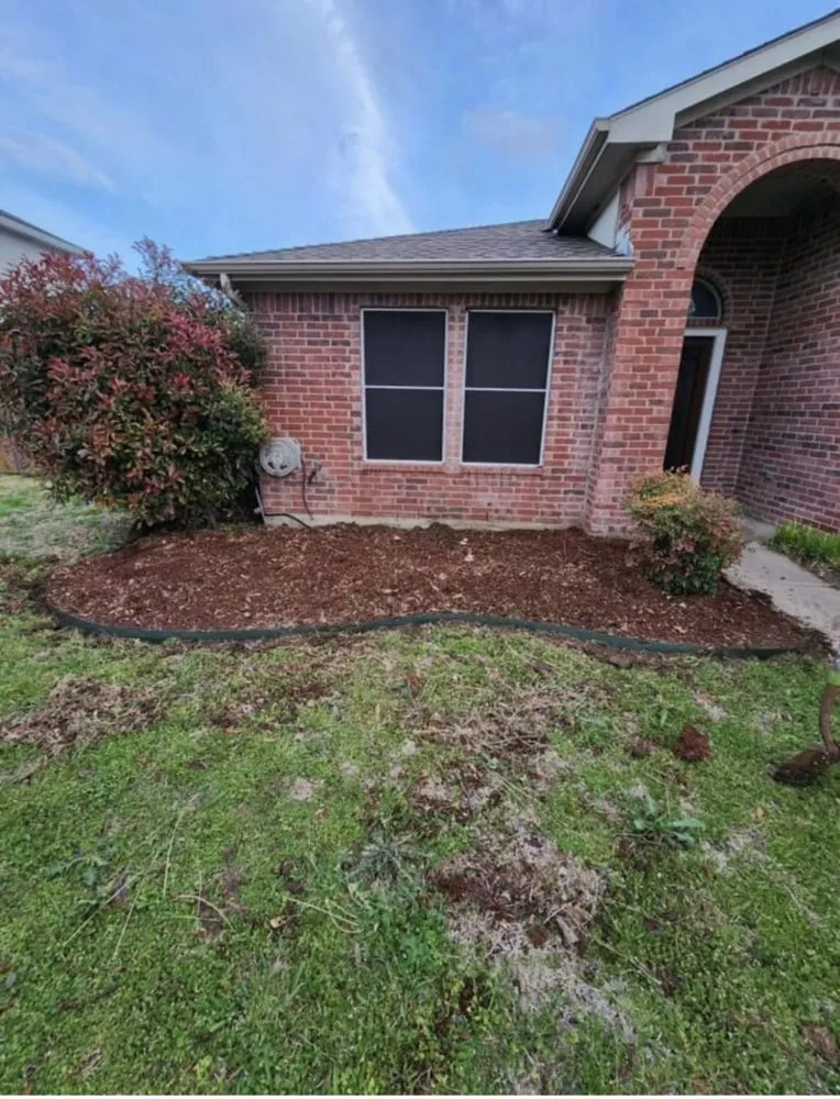 Custom yard maintenance in Grand Prairie, TX by A One Property Management Services