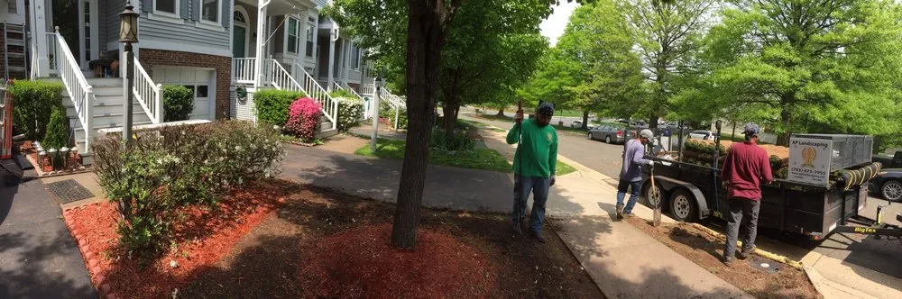 Local garden landscaping for homes in Ashburn, VA by A P Landscaping